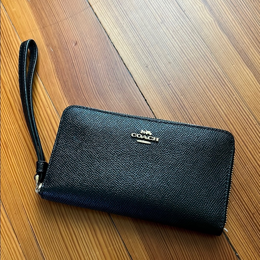 Coach Textured Black Wristlet